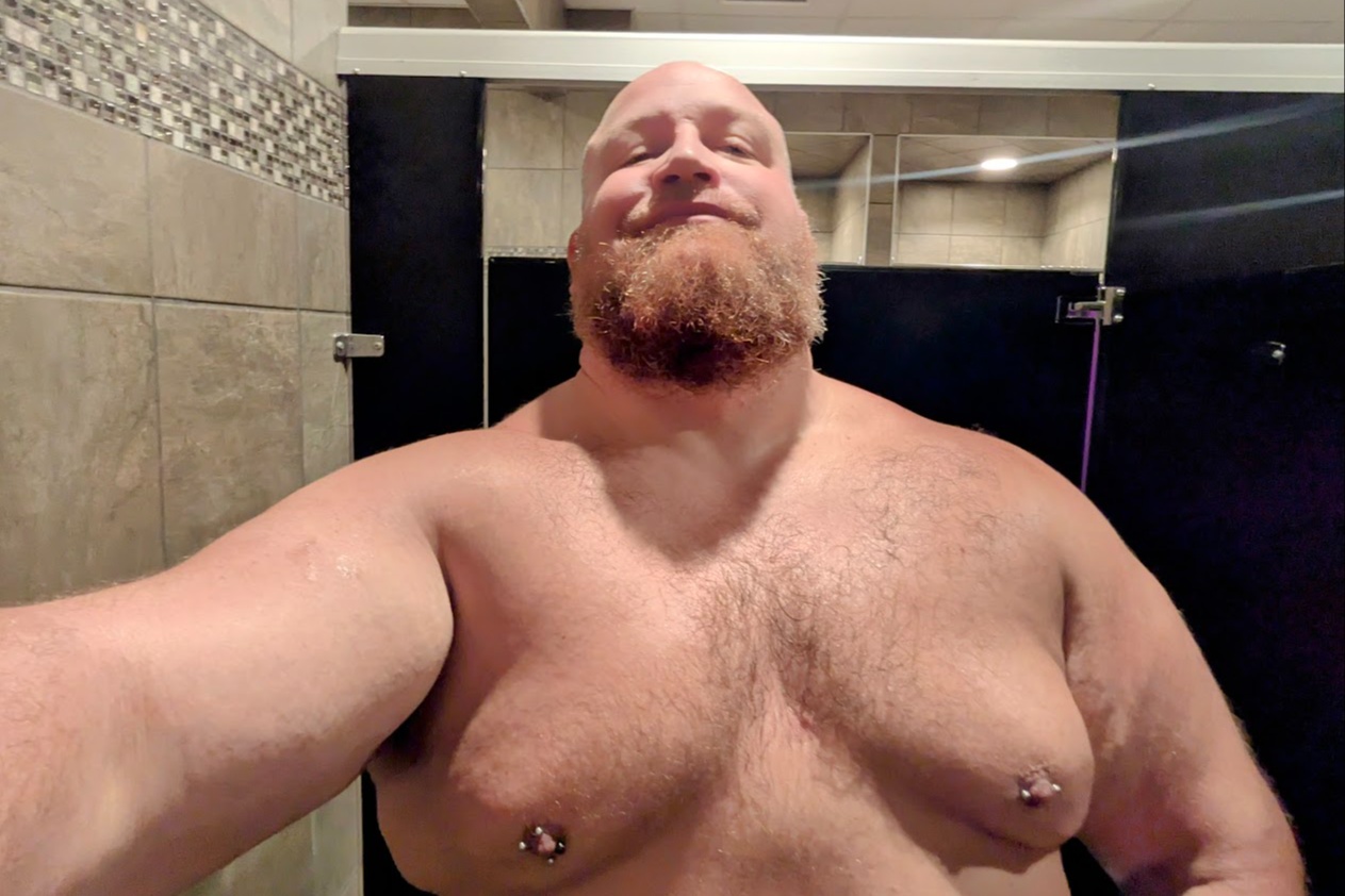 Big Bear — Creator on TrustyFans